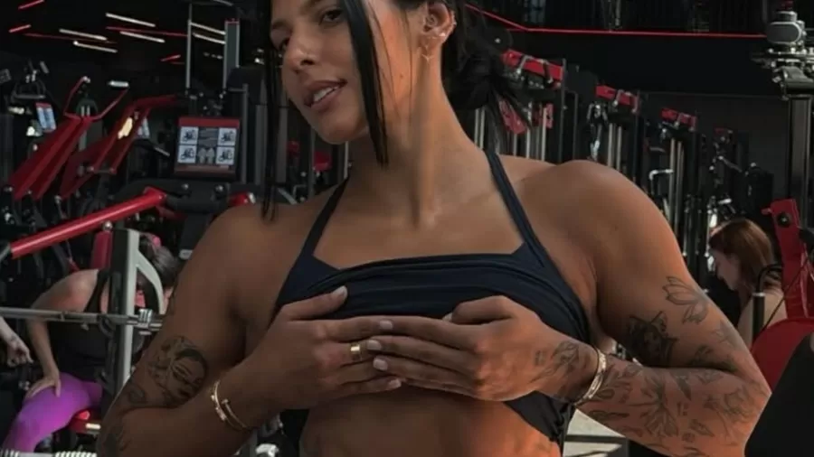 Ana Castela rebate rumores sobre fotos e exibe físico definido: “Resultado de foco”