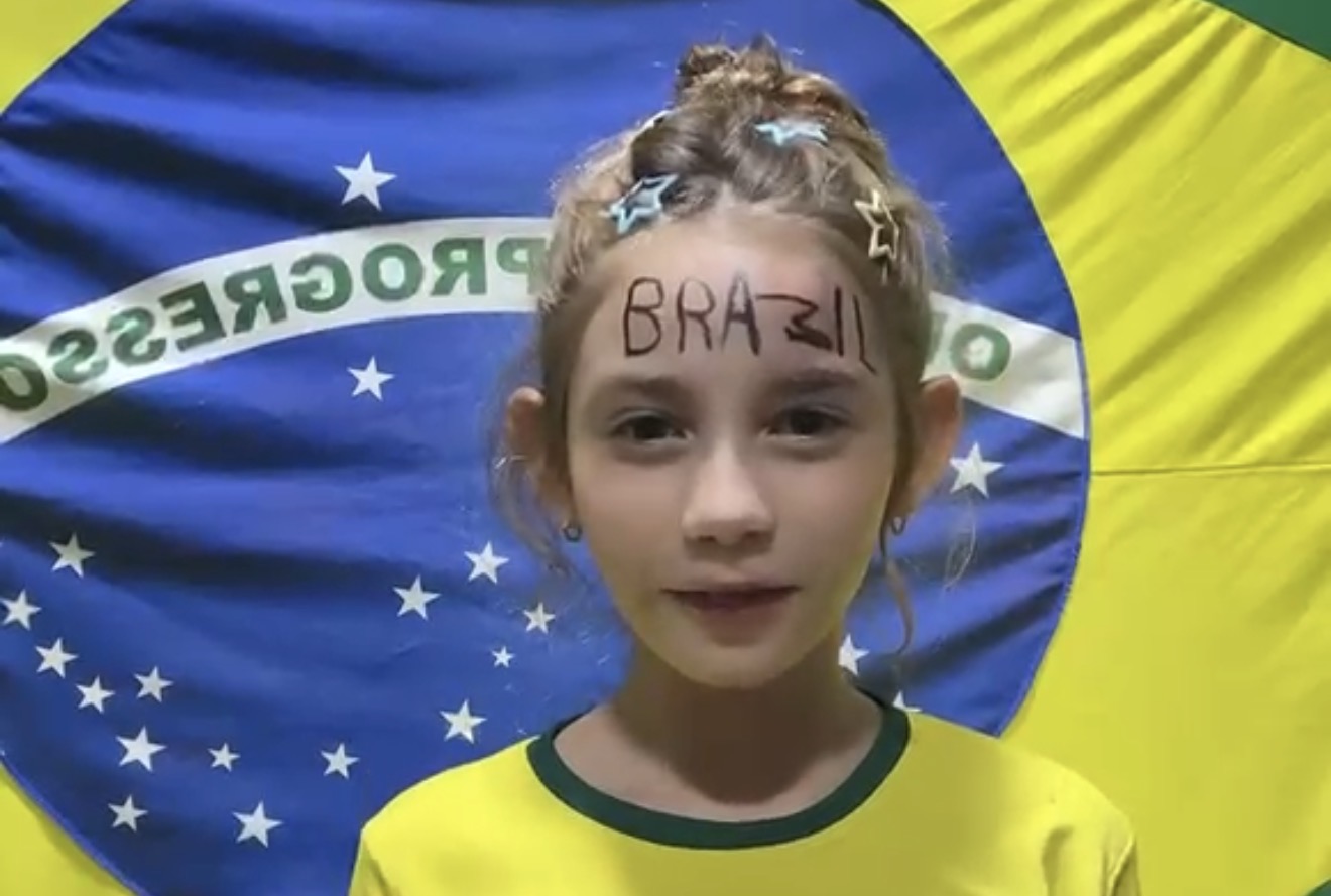 “Brasil com S!” Mini Miss Brasil Alycia Vitória Soares entra no clima da Copa com vídeo divertido que conquista a web