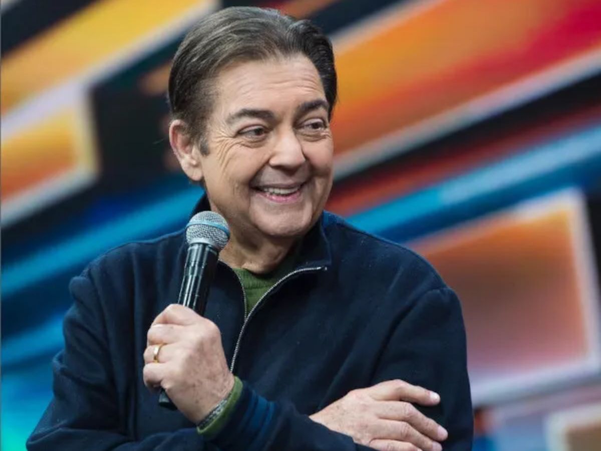 Faustão segue internado em São Paulo após procedimento médico, diz equipe