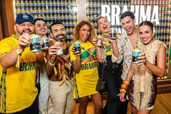 Camarote Brahma reúne personalidades e movimenta a primeira noite do Festival de Parintins