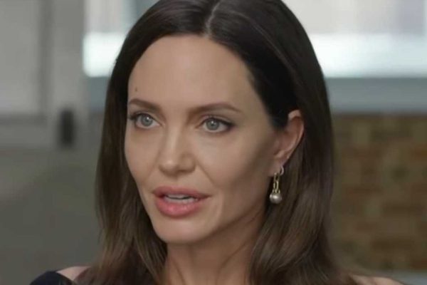 Angelina Jolie fala sobre maternidade, legado familiar e a forma como preparou os filhos para o futuro