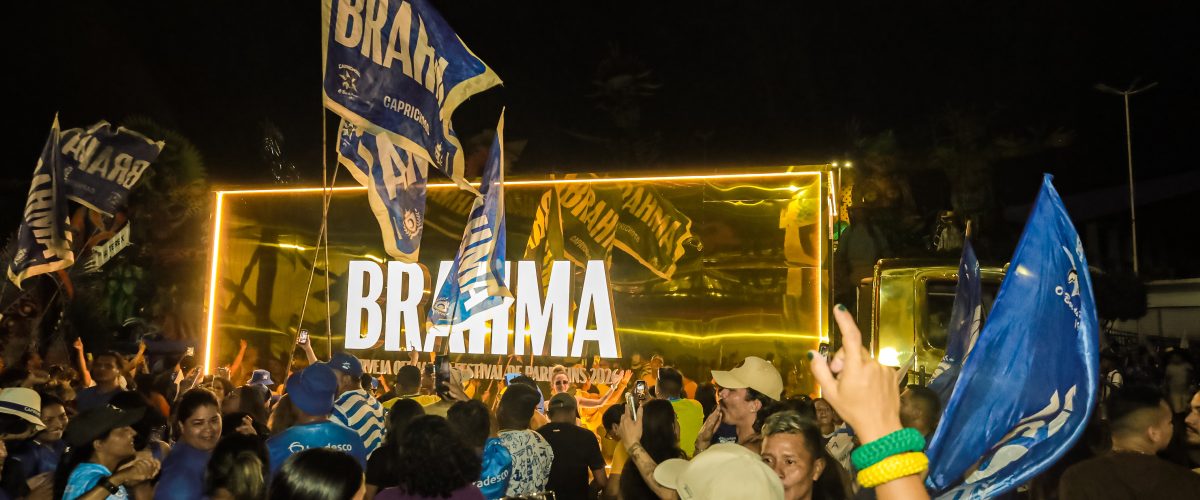 Brahma celebra título do Caprichoso com caminhão dourado repleto de Brahma gelada