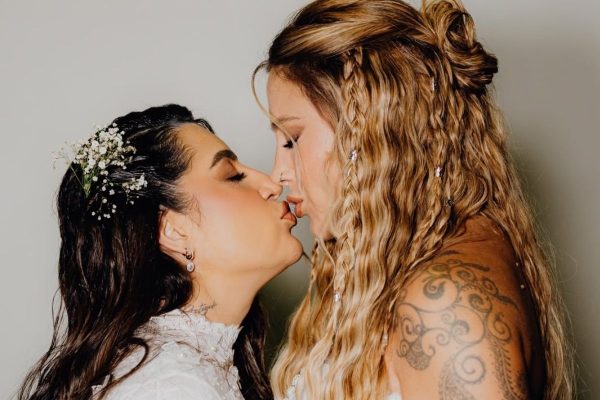 À espera do casamento, Lauana Prado e Tati Dias compartilham momentos do pré-wedding