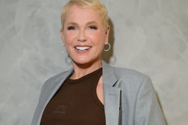 Xuxa Meneghel celebra os 40 anos do “Xou da Xuxa” e emociona fãs com lembranças da TV