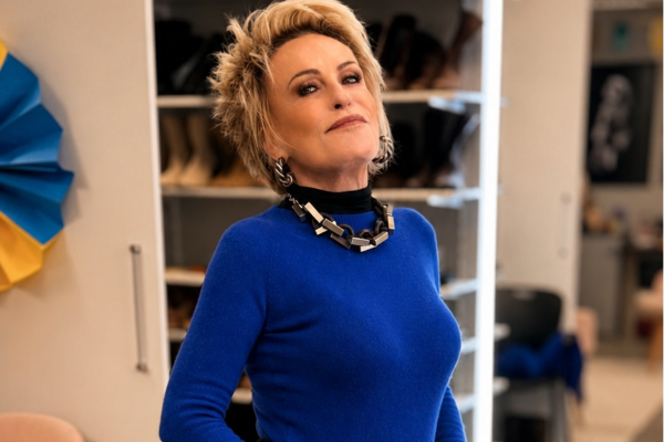 Aos 77 anos, Ana Maria Braga muda o visual e resgata corte que marcou sua trajetória na TV