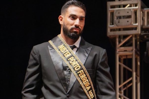 Jefferson Kauan Aparecido dos Santos conquista o título de Mister São Paulo 2026 em concurso realizado em Porto Ferreira