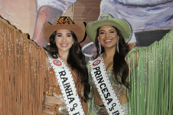 Concurso da Rainha da Festa do Peão de Barretos aposta na tradição, elegância e sofisticação dos trajes típicos