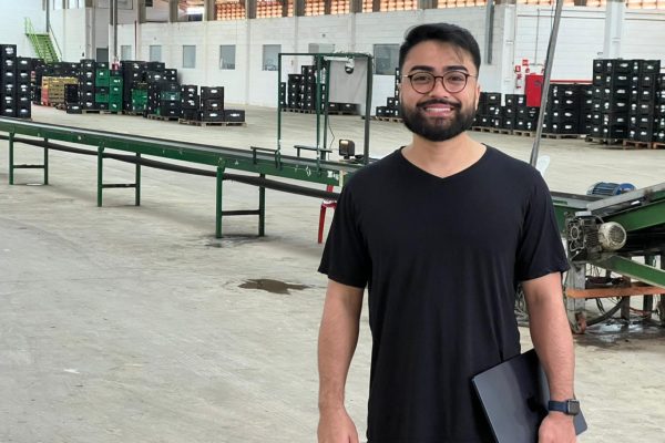 Vinicius Issamoto destaca o papel da inteligência artificial na evolução da engenharia de software