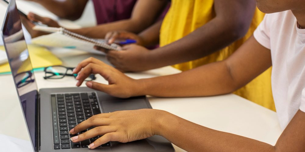 Instituto Nexxera supera marca de 220 mil pessoas impactadas com projetos de educação e inclusão social