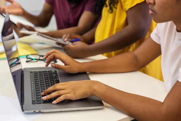 Instituto Nexxera supera marca de 220 mil pessoas impactadas com projetos de educação e inclusão social