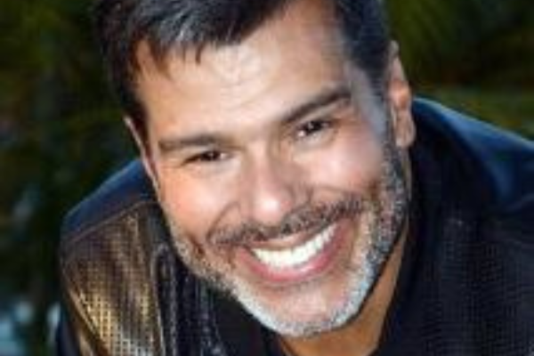 Maurício Mattar comenta retorno à dramaturgia e revela motivo de aceitar novos projetos