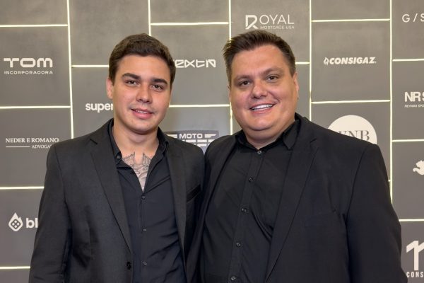Wilker Manoel Soares e Thiago Michelasi fazem cobertura exclusiva do Leilão do Instituto Neymar