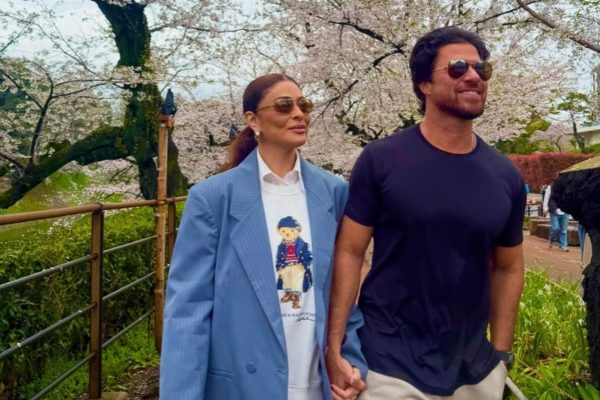 Juliana Paes aciona companhia aérea na Justiça após transtornos em viagem ao Japão