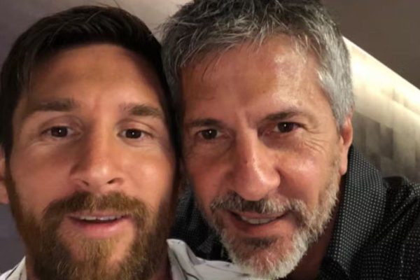 Messi presta homenagem ao pai e admite dúvidas sobre continuidade da carreira