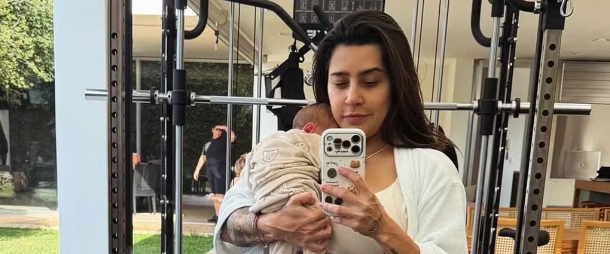 Lauana Prado mostra filho recém-nascido na academia e brinca sobre nova rotina