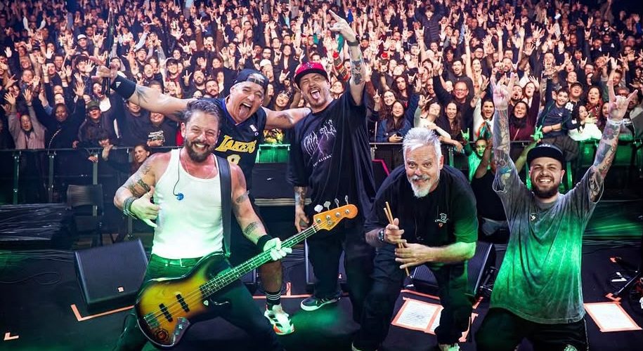 Tihuana homenageia Mamonas Assassinas em DVD gravado no Capital Moto Week