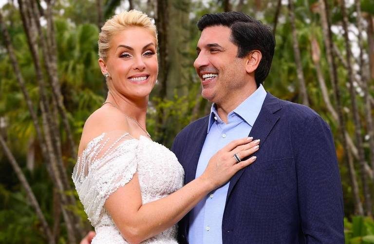 Ana Hickmann e Edu Guedes renovam votos de amor em cerimônia emocionante
