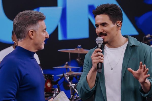 Vitor Maia constrói carreira no sertanejo longe das fórmulas tradicionais e chega ao Domingão com Huck