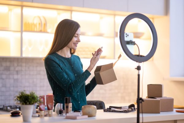 TikTok Shop: 6 dicas para empreendedores aproveitarem o novo jeito de vender pela internet