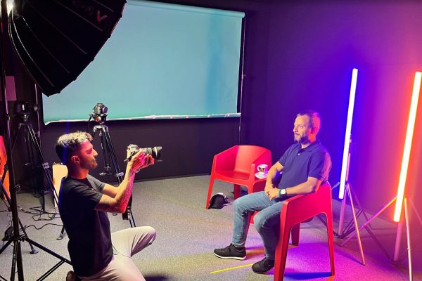Do e-commerce à educação digital, Rodrigo Almeida constrói trajetória de mais de duas décadas em negócios online