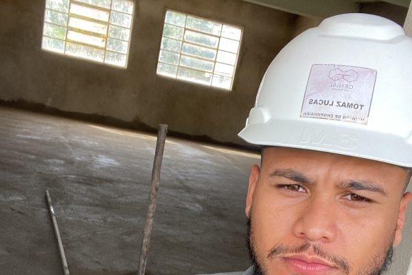Engenheiro Tomaz Ferreira destaca a importância da gestão eficiente na construção civil