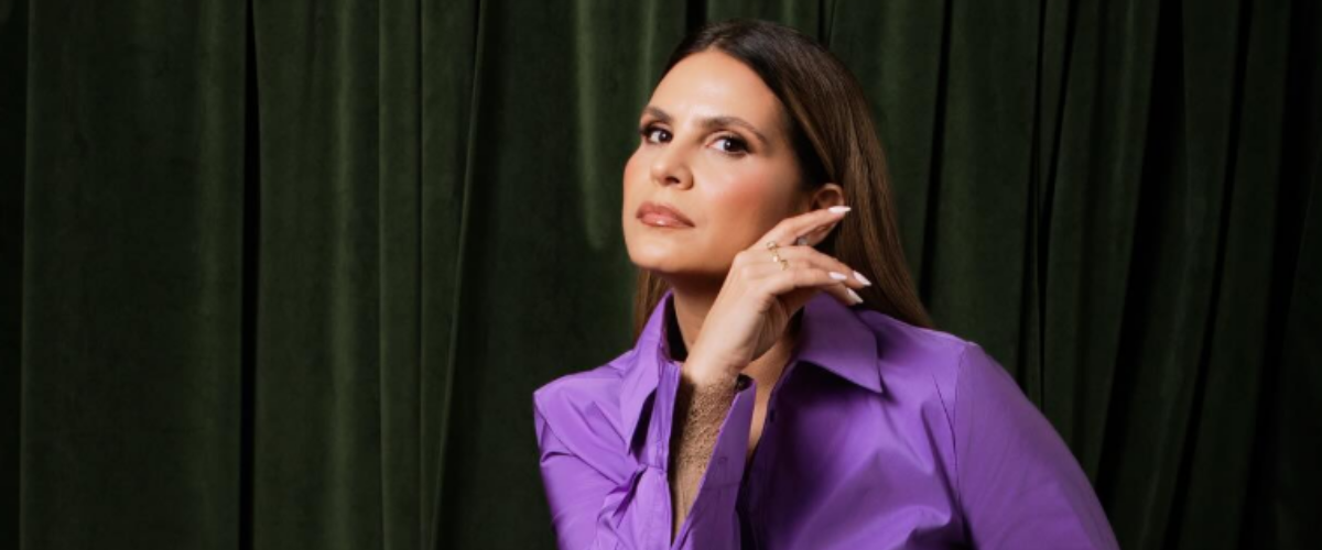 Aline Barros completa 50 anos e celebra história construída na música gospel