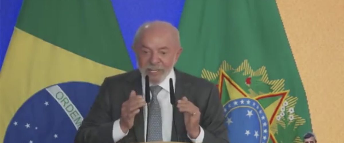 Lula anuncia perdão de dívidas de MEIs e promete facilitar acesso ao crédito