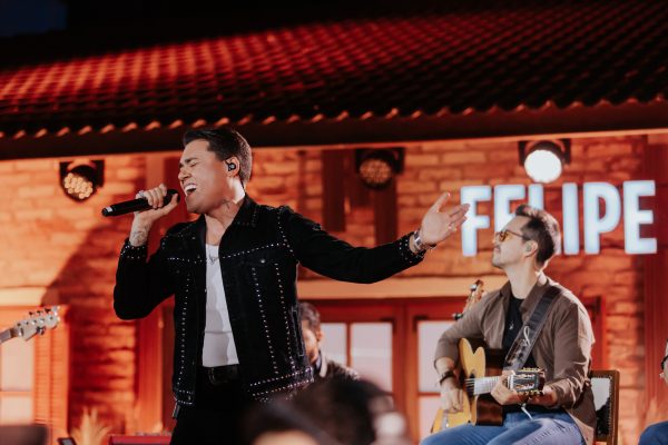 Felipe Araújo abre os caminhos de “De Ponta a Ponta em Barretos” com o single “Desgramou”